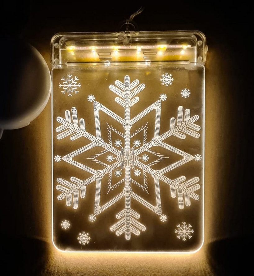 Witraż led 3d wiszący lampki świąteczne śnieżynka na baterie 2265