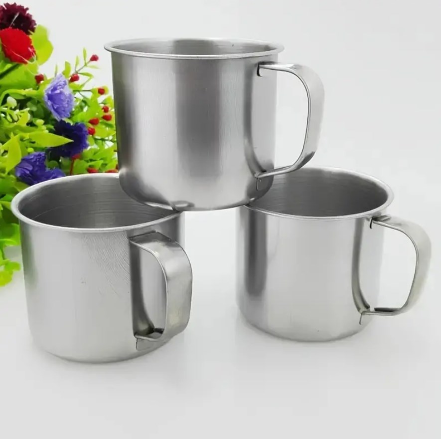 KUBEK STALOWY 11 CM Z UCHEM METALOWY TURYSTYCZNY 11 CM - 0,82L XJ4970